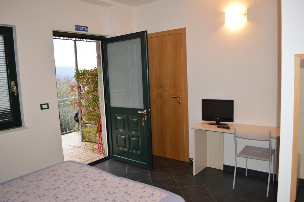 Affittacamere Arabafenice Vezzano Ligure Exteriér fotografie