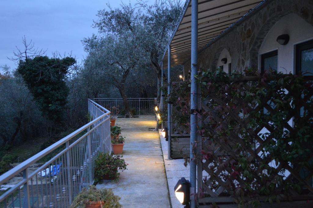 Affittacamere Arabafenice Vezzano Ligure Exteriér fotografie