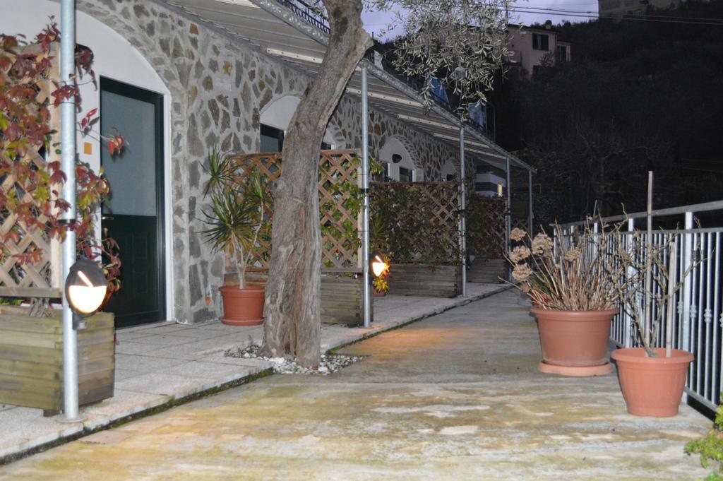 Affittacamere Arabafenice Vezzano Ligure Exteriér fotografie