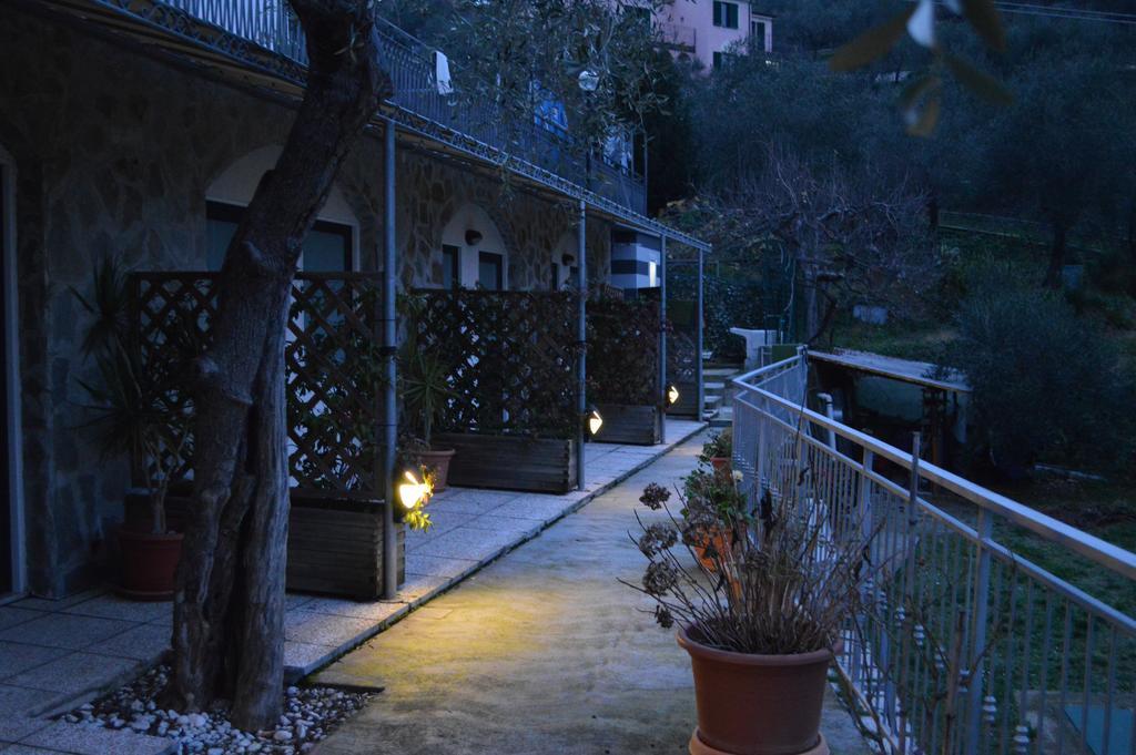 Affittacamere Arabafenice Vezzano Ligure Exteriér fotografie
